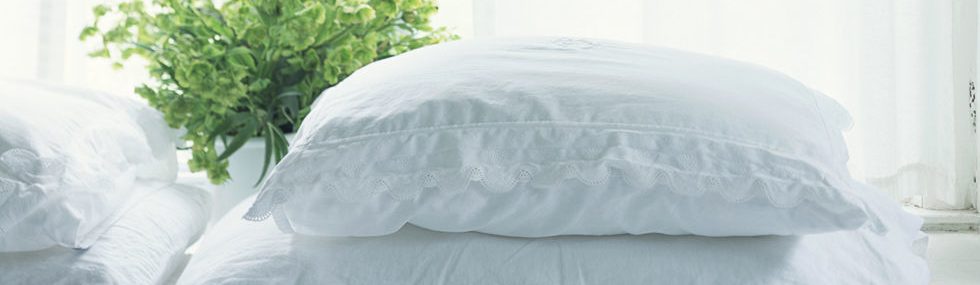 Clean Bed Pillows